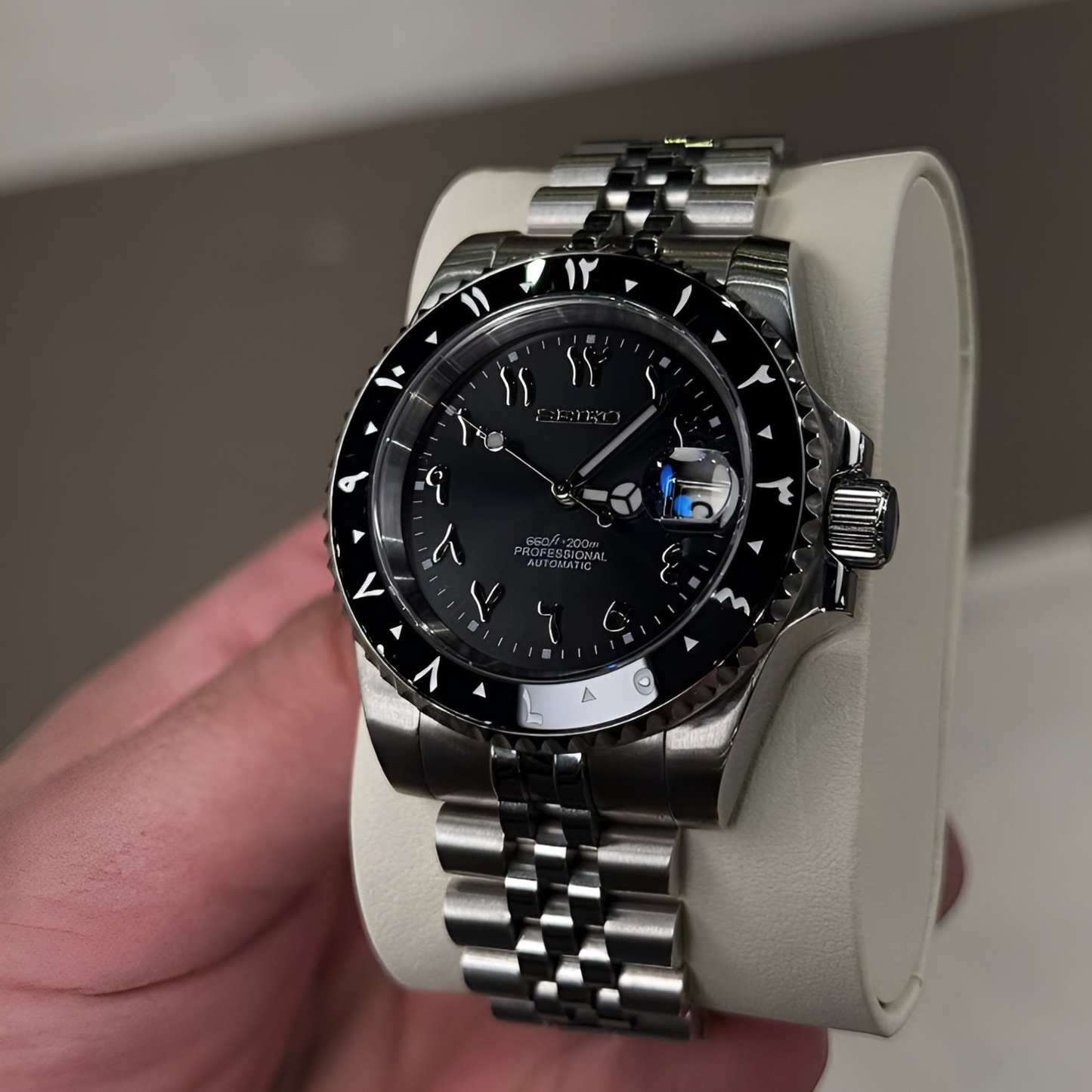 EdelNest™ Gotham Eclipse Dial